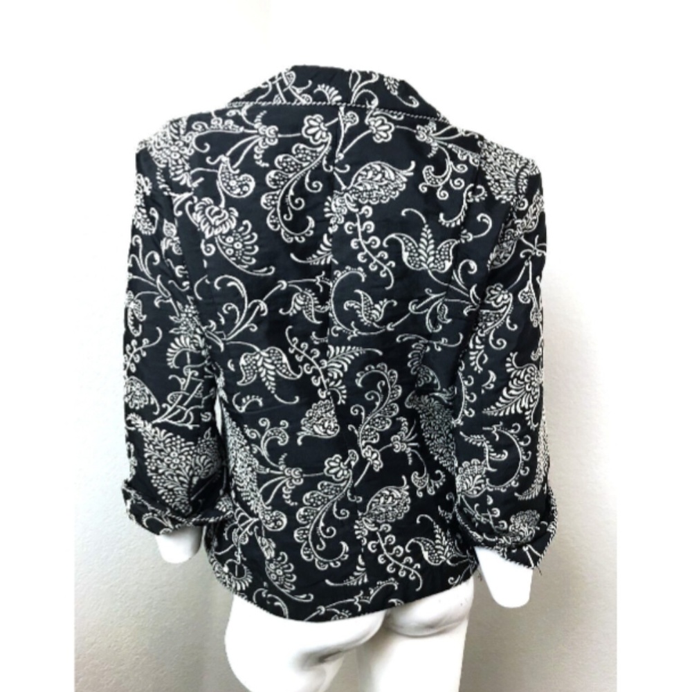 CABI Sz 6 Jacket Black and Gray Embroidered Blazer 3/4 sleeve one button - Picture 4 of 7